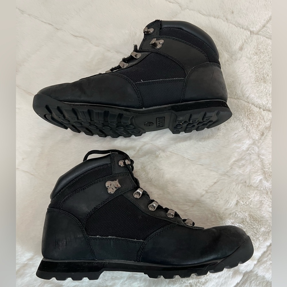 Timberland Men’s Black Hiking Boots Size 9.5 Leather Lace Up